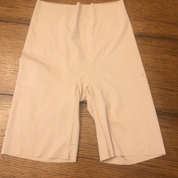 Waycoal Women’s beyond naked thigh shaper nude size L - Picture 5 of 11